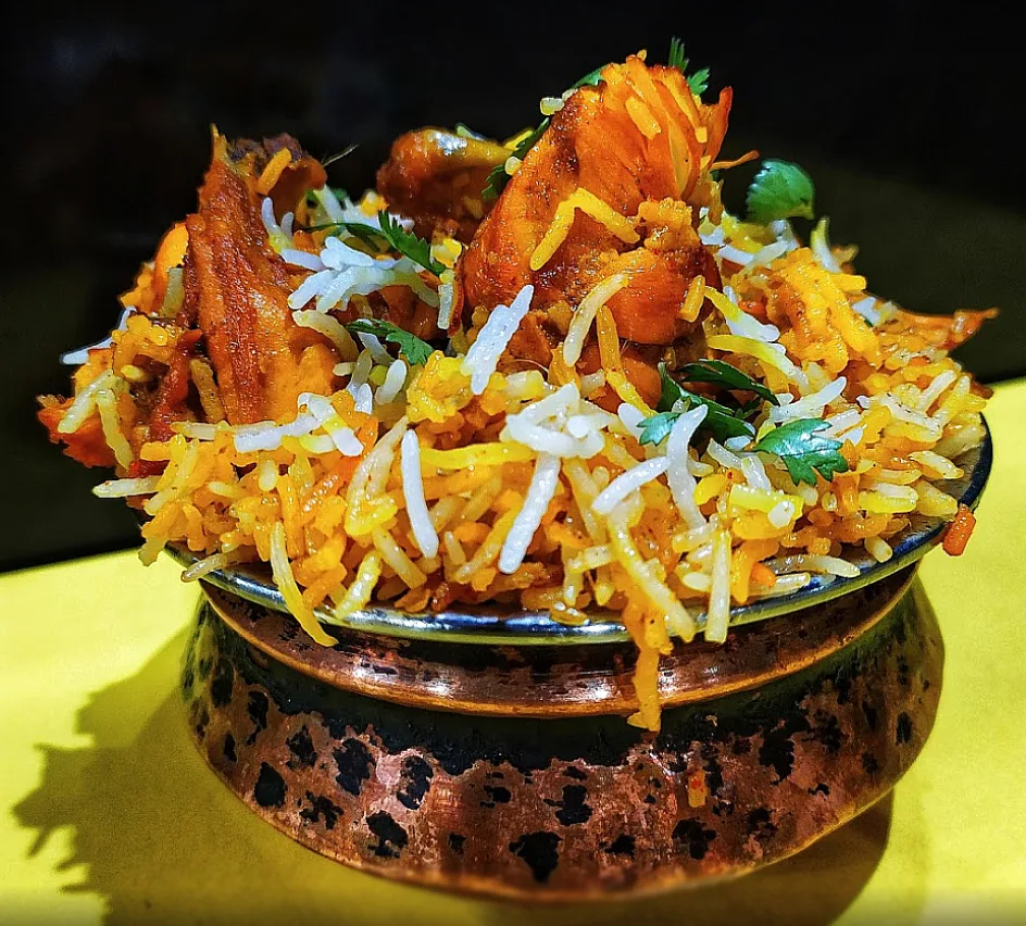 best food in Lucknow - mashi Hyderabadi biryani